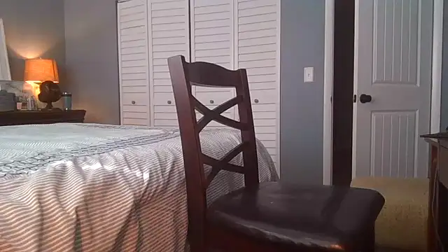 Snapshot of Hooshung_mvers8 chatting on 6, 11, 2025 Hooshung mvers8 online show from 6, 11, 2025