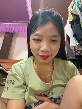 Snapshot of Zlienr023 chatting on 12, 11, 2025 Zlienr023 online show from 12, 11, 2025