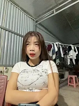 Snapshot of Zlienr023 chatting on 23, 11, 2025 Zlienr023 online show from 23, 11, 2025