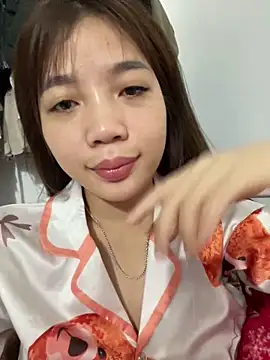 Snapshot of Zlienr023 chatting on 15, 12, 2025 Zlienr023 online show from 15, 12, 2025