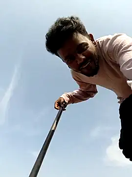 Snapshot of devil_boy_0909 chatting on 2, 12, 2025 devil boy 0909 online show from 2, 12, 2025