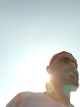 Snapshot of devil_boy_0909 chatting on 17, 12, 2025 devil boy 0909 online show from 17, 12, 2025