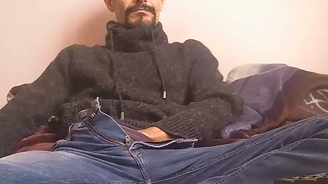 Snapshot of Ash59055 chatting on 21, 12, 2025 Ash59055 online show from 21, 12, 2025