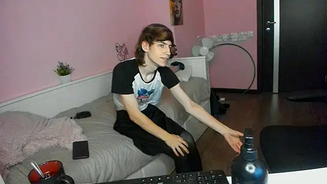 AvenGlow online show from 28, 11, 2025