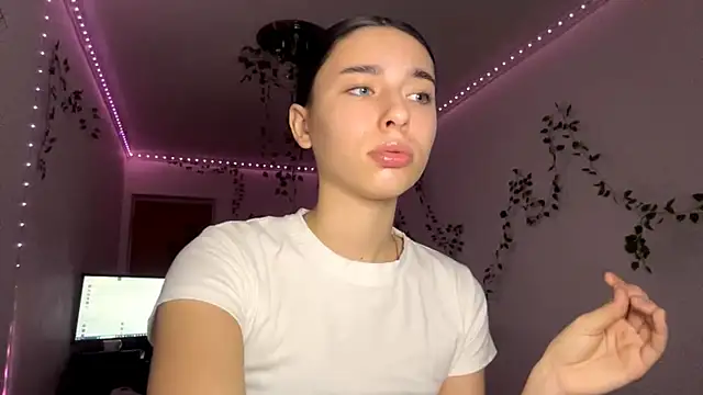 Snapshot of LilithFlamey chatting on 24, 11, 2025 LilithFlamey online show from 24, 11, 2025