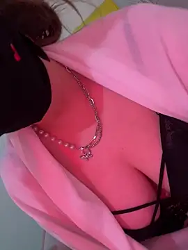 Soso-bigass online show from 12, 4, 2026