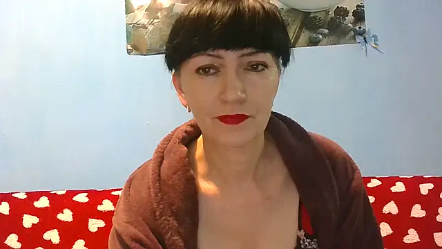 Snapshot of IffetLove42 chatting on 8, 6, 2026 IffetLove42 online show from 8, 6, 2026