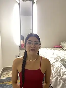 Aamelia online show from 2, 11, 2025