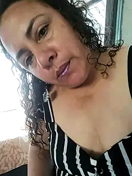 Snapshot of Anny_37 chatting on 4, 11, 2025 Anny 37 online show from 4, 11, 2025