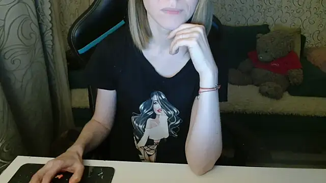  Alisa Allison  online show from 30, 10, 2025