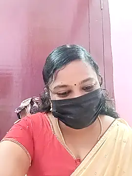 Snapshot of Mandhra28 chatting on 28, 10, 2025 Mandhra28 online show from 28, 10, 2025