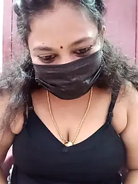 Snapshot of Mandhra28 chatting on 30, 10, 2025 Mandhra28 online show from 30, 10, 2025