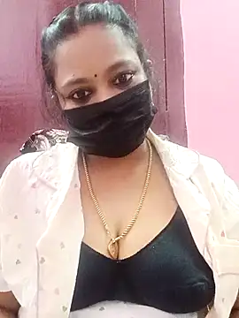 Snapshot of Mandhra28 chatting on 31, 10, 2025 Mandhra28 online show from 31, 10, 2025