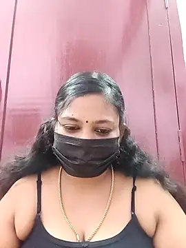 Snapshot of Mandhra28 chatting on 6, 11, 2025 Mandhra28 online show from 6, 11, 2025