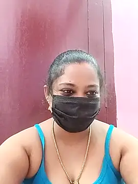 Snapshot of Mandhra28 chatting on 17, 11, 2025 Mandhra28 online show from 17, 11, 2025