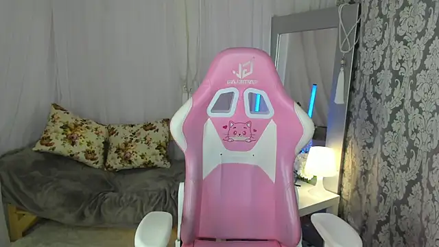 May Yam online show from 13, 4, 2026