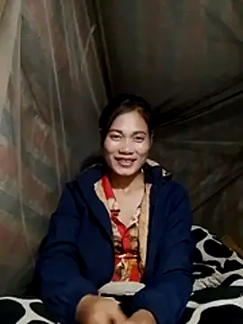 Snapshot of doggy-00 chatting on 24, 11, 2025 doggy-00 online show from 24, 11, 2025