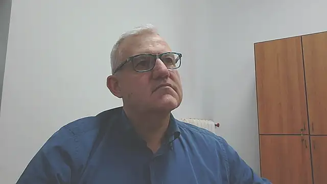 Snapshot of Diegoriv71 chatting on 18, 12, 2025 Diegoriv71 online show from 18, 12, 2025