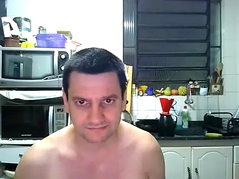 Snapshot of Alex-Naturista chatting on 18, 12, 2025 Alex-Naturista online show from 18, 12, 2025