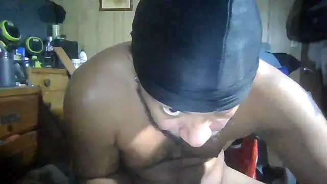 Snapshot of chuttos chatting on 29, 11, 2025 chuttos online show from 29, 11, 2025