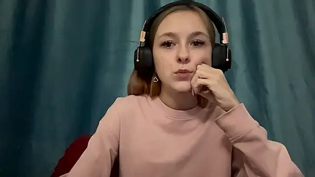 HOTBellakle online show from 4, 11, 2025