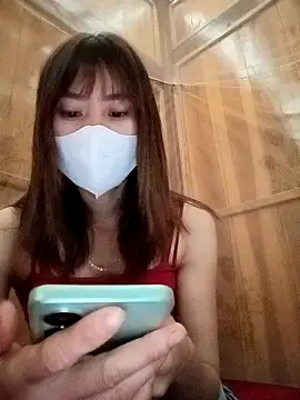 Em xinh01 online show from 3, 12, 2025