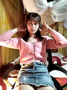 Em xinh01 online show from 22, 12, 2025