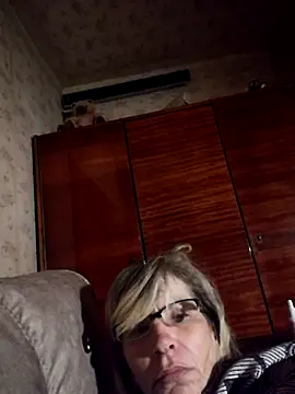 Snapshot of Georgette466 chatting on 16, 11, 2025 Georgette466 online show from 16, 11, 2025