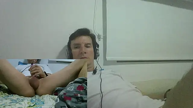 carliesexyman online show from 2, 12, 2025