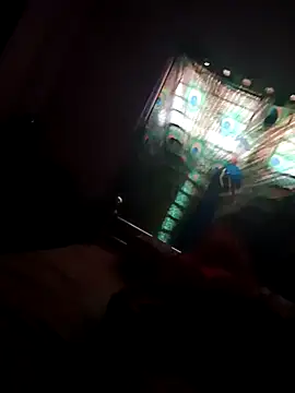 Snapshot of Laal_Parilove chatting on 11, 11, 2025 Laal Parilove online show from 11, 11, 2025