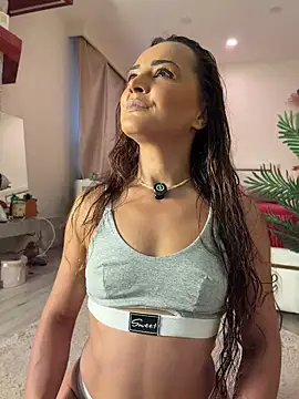 SiennaRosse online show from 15, 7, 2026