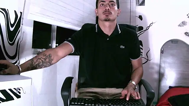 Snapshot of kai_storm420 chatting on 19, 11, 2025 kai storm420 online show from 19, 11, 2025