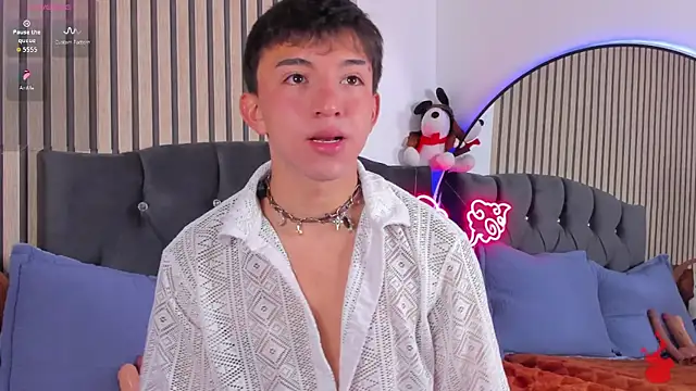 joji Spencer online show from 8, 4, 2026