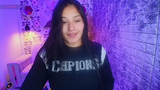 Snapshot of emmaa_garciia chatting on 20, 11, 2025 emmaa garciia online show from 20, 11, 2025