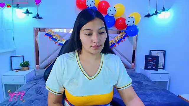 Snapshot of emmaa_garciia chatting on 18, 6, 2026 emmaa garciia online show from 18, 6, 2026