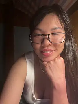 heodat-sexx online show from 8, 3, 2026