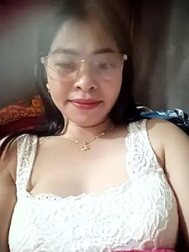 Bamboo-niee123 online show from 13, 12, 2025