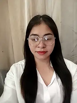 Bamboo-niee123 online show from 13, 4, 2026