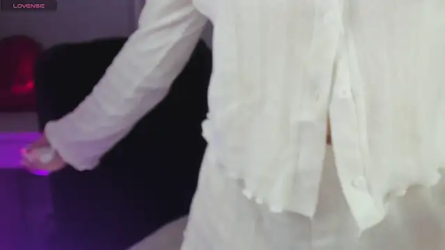 R I N A online show from 25, 4, 2026