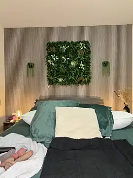 MysteryGirl   online show from 31, 3, 2026