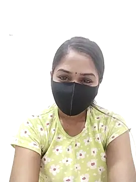 Green LaDY66 online show from 6, 11, 2025