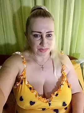 Snapshot of Esenia505 chatting on 31, 1, 2026 Esenia505 online show from 31, 1, 2026