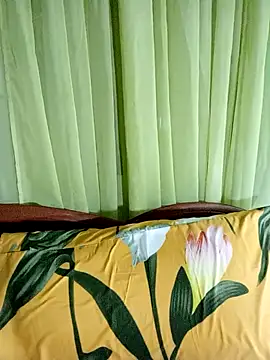 Snapshot of Esenia505 chatting on 27, 2, 2026 Esenia505 online show from 27, 2, 2026