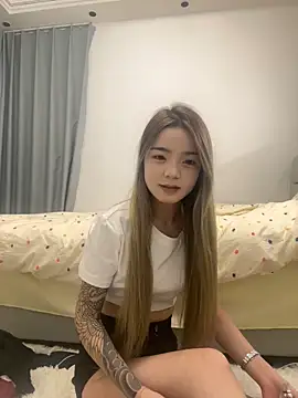 Snapshot of LX125216 chatting on 28, 10, 2025 LX125216 online show from 28, 10, 2025