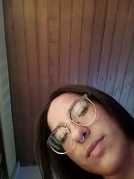 Skay bluee online show from 16, 12, 2025