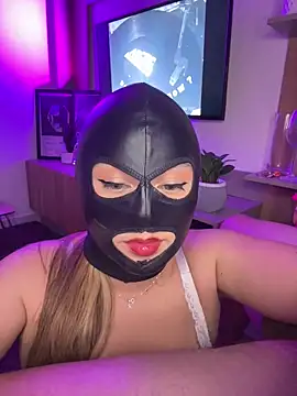 Snapshot of MasterAlexSlavekate chatting on 3, 5, 2026 MasterAlexSlavekate online show from 3, 5, 2026
