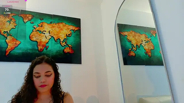 Snapshot of R3d_Moonss__ chatting on 14, 2, 2026 R3d Moonss online show from 14, 2, 2026