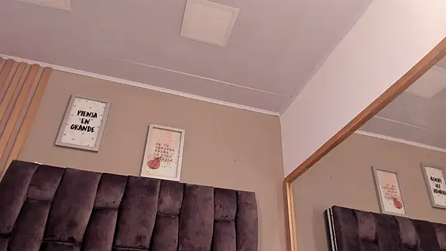 Snapshot of alana__ramos chatting on 8, 11, 2025 alana ramos online show from 8, 11, 2025