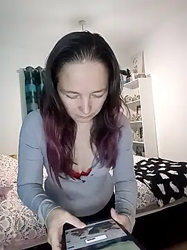 Snapshot of DeepestFantisy_x chatting on 3, 11, 2025 DeepestFantisy x online show from 3, 11, 2025