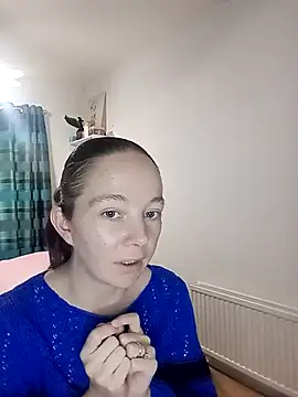 Snapshot of DeepestFantisy_x chatting on 10, 11, 2025 DeepestFantisy x online show from 10, 11, 2025